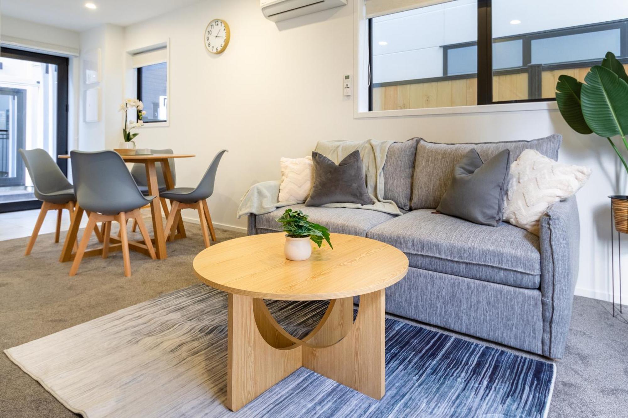 Stylish Cbd Escape 2br Townhouse *