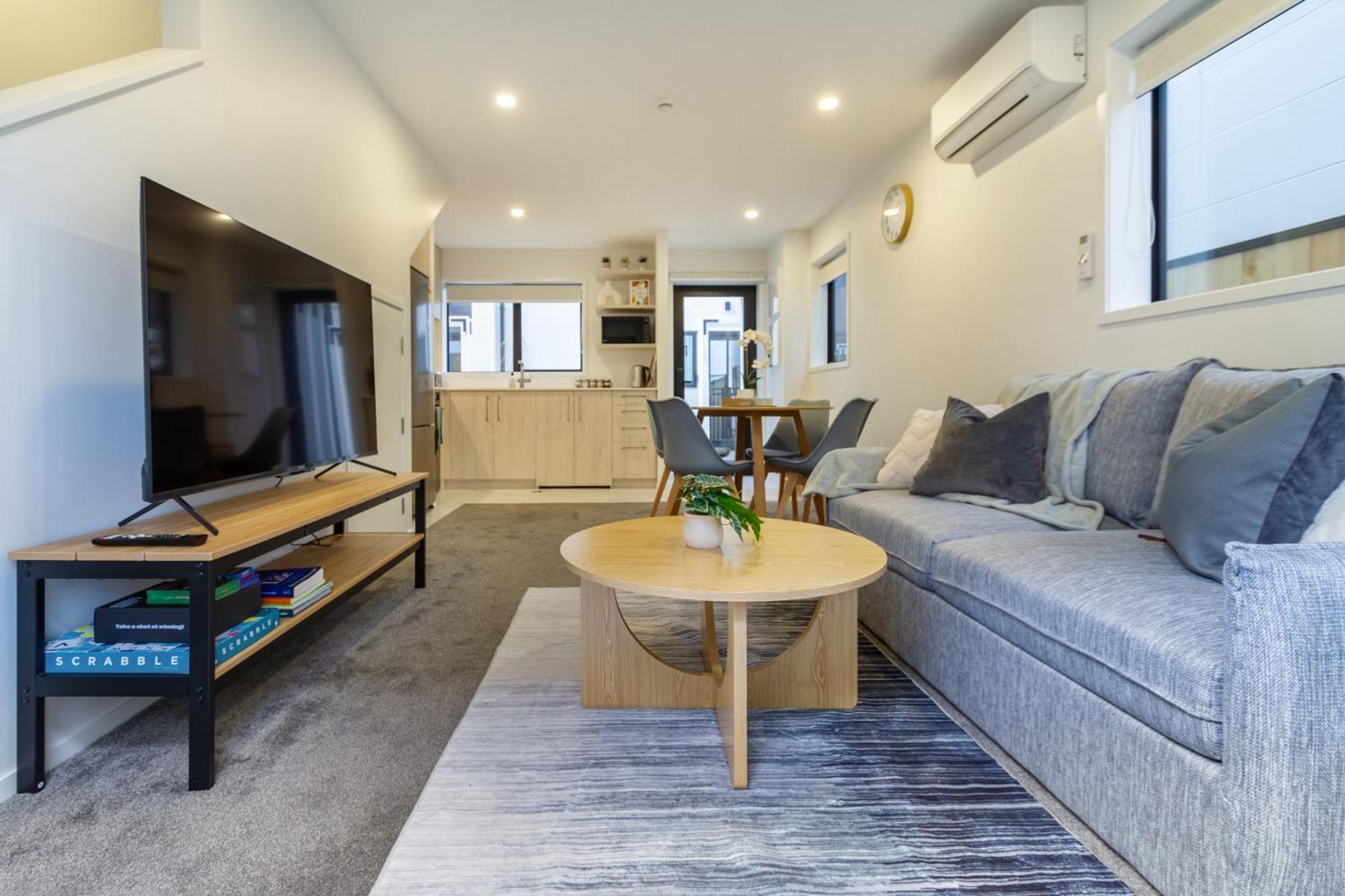 Stylish Cbd Escape 2br Townhouse *