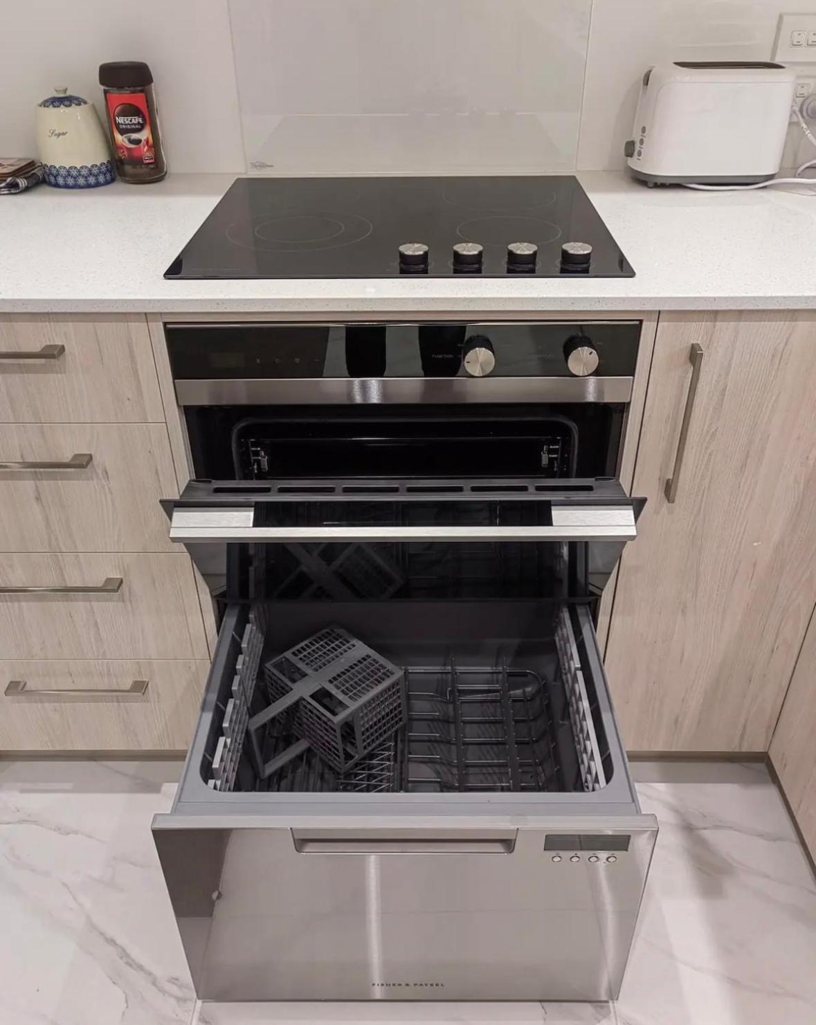 Luxury Brandy New 2bedrooms Heart Of Cdb Free Carpark *
