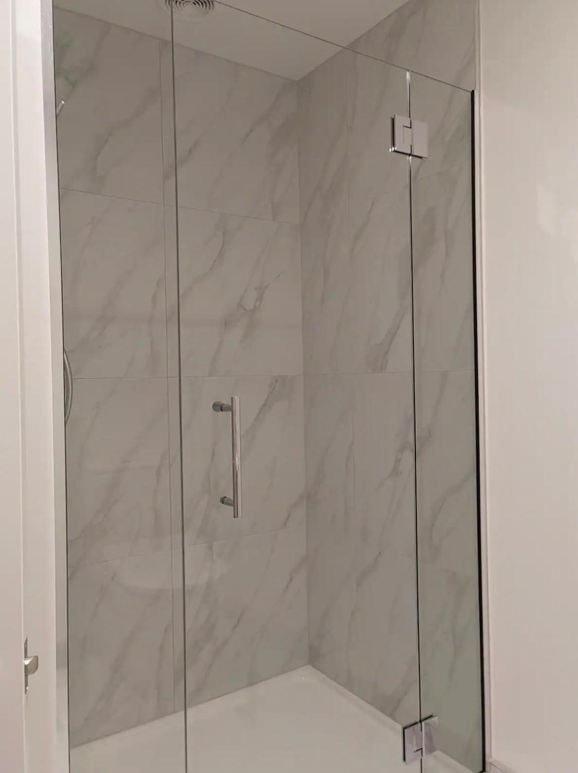Apartment Luxury Brandy New 2bedrooms Heart Of Cdb Free Carpark *