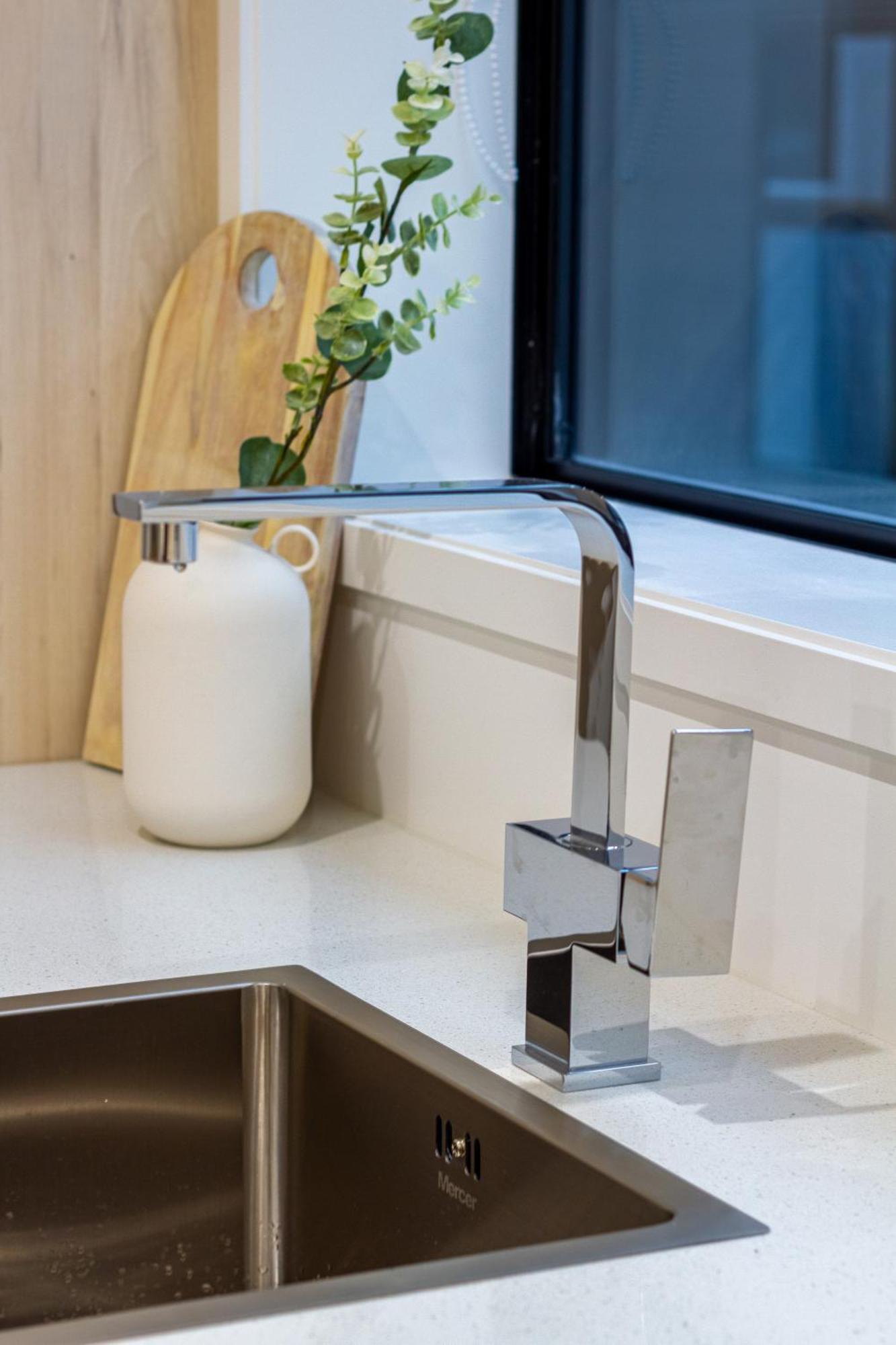 Urban Retreat: 2-br Gem In Central Apartamento Christchurch