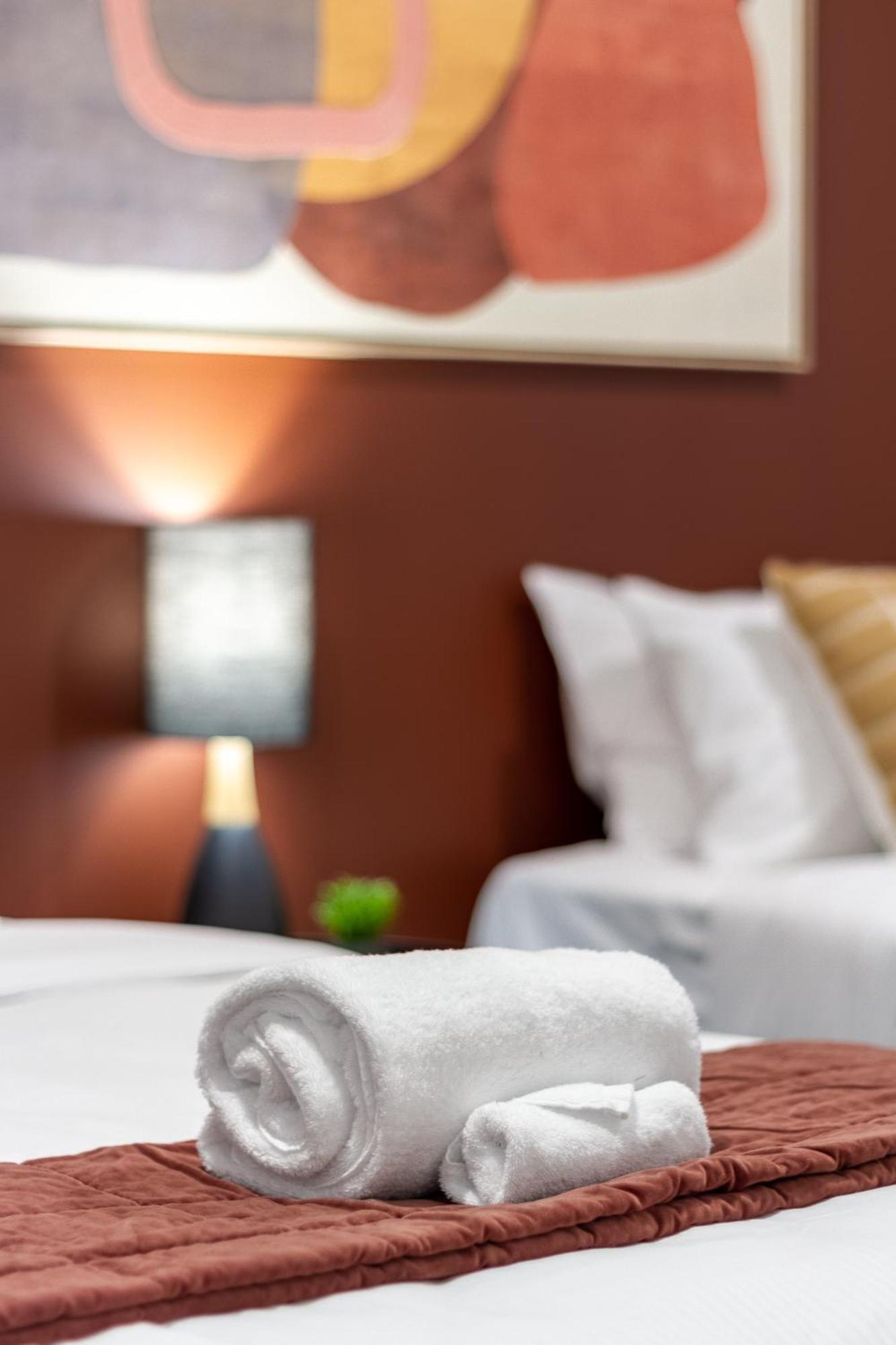 Designer Detailing In The Cbd: 2 Bed 2.5 Bath