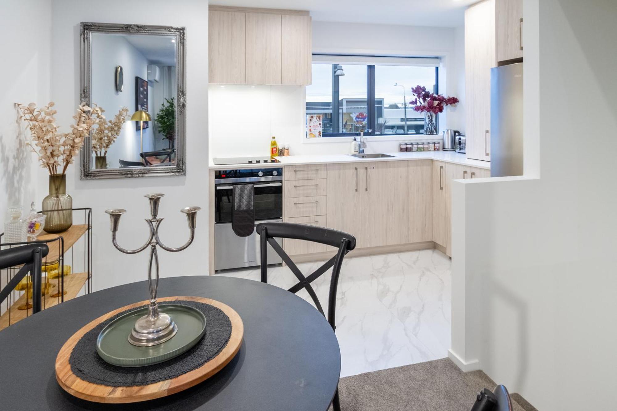 Designer Detailing In The Cbd: 2 Bed 2.5 Bath Apartment *