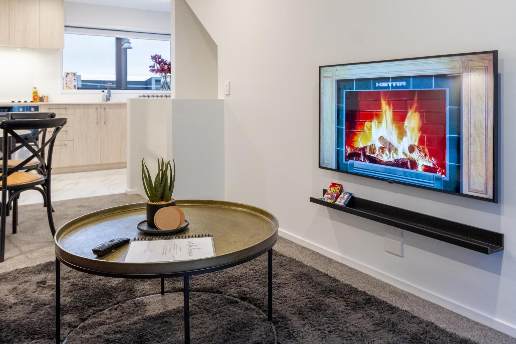 Designer Detailing In The Cbd: 2 Bed 2.5 Bath Apartment
