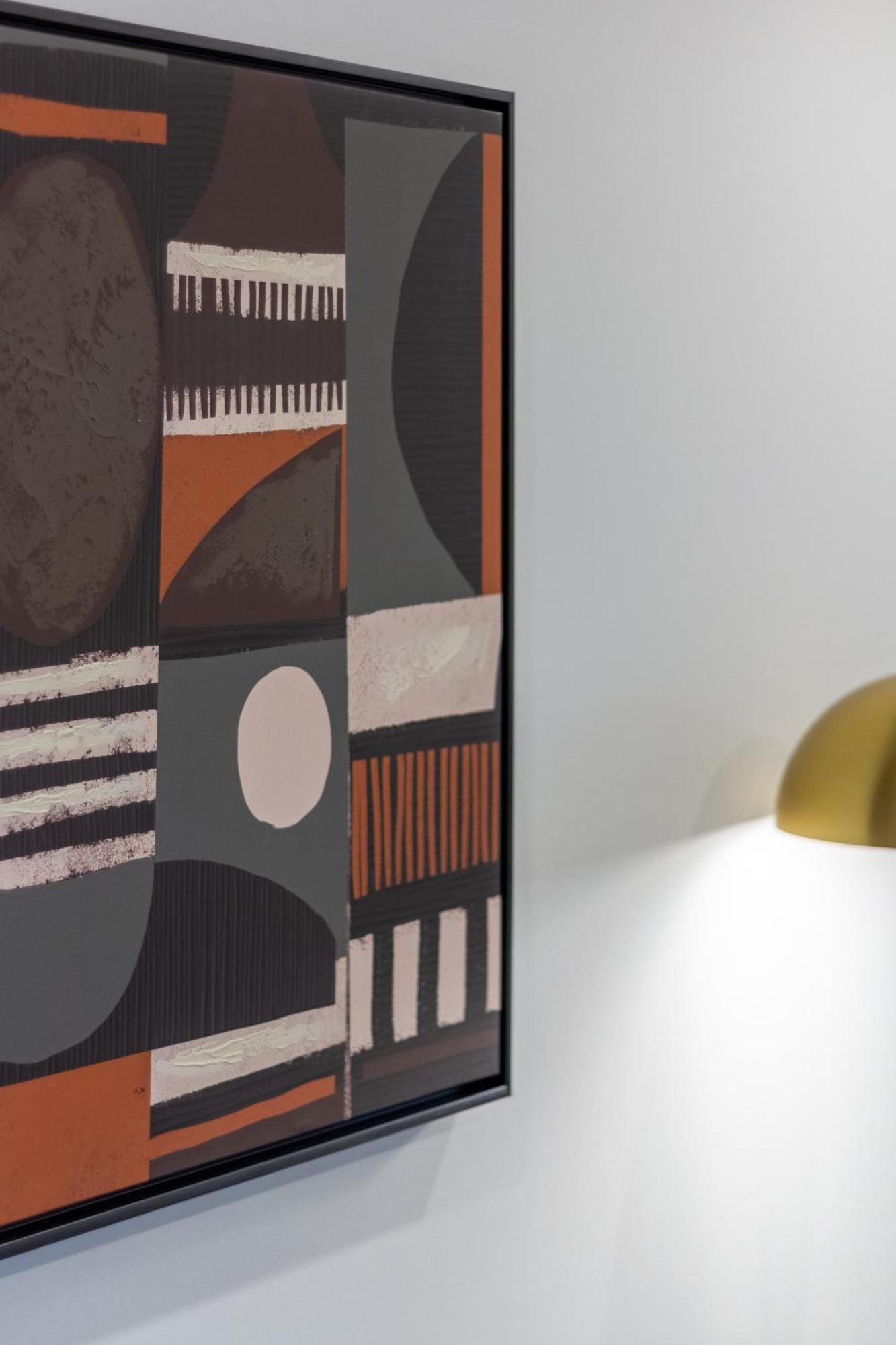 Designer Detailing In The Cbd: 2 Bed 2.5 Bath *