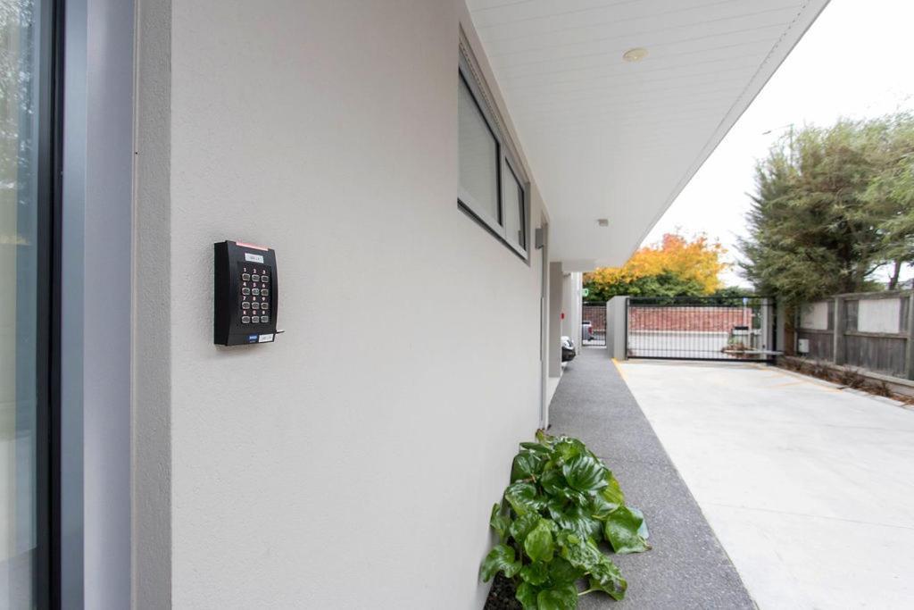 Walking Distance Cbd 2 Bdrms Secure Park