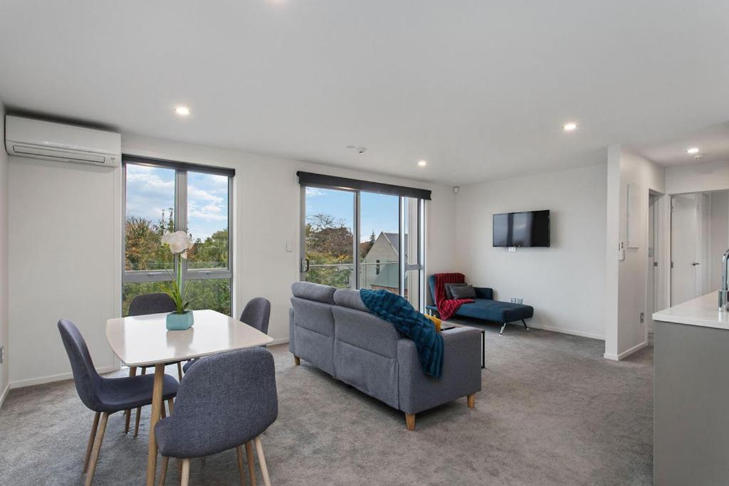 Walking Distance Cbd 2 Bdrms Secure Park Christchurch