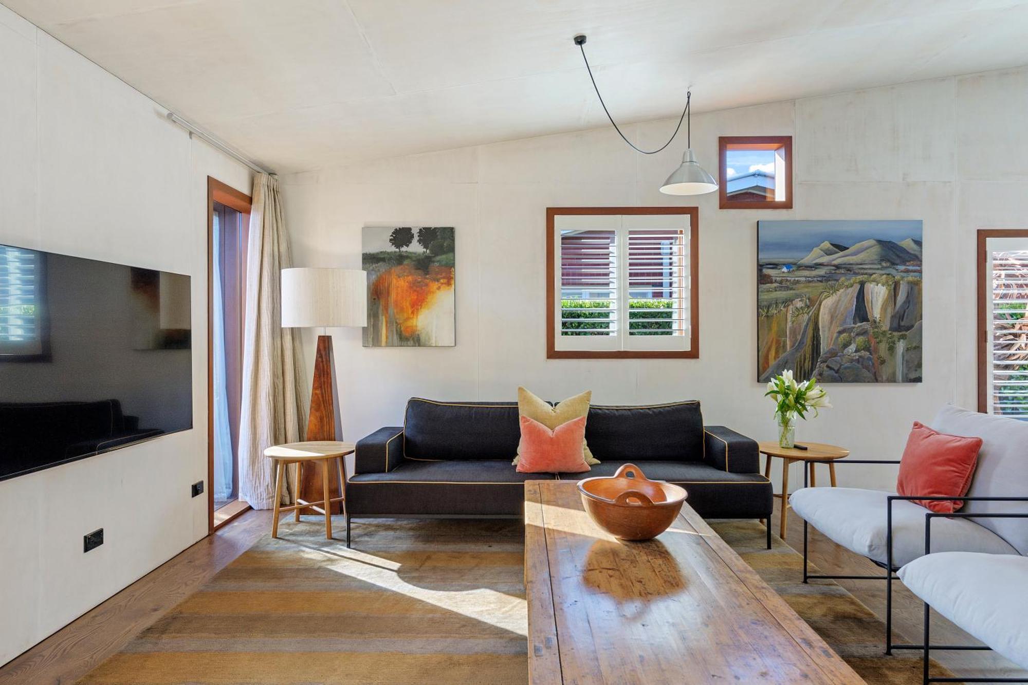 The Black Hut Holiday home Christchurch