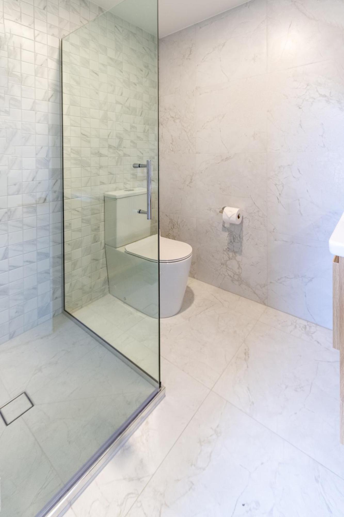 Modern 2 Bed 2 Bath Opposite Hagley Park