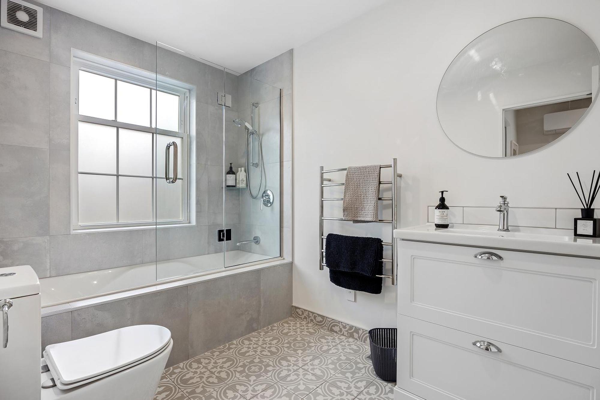 Three Bedroom Georgian Retreat Christchurch