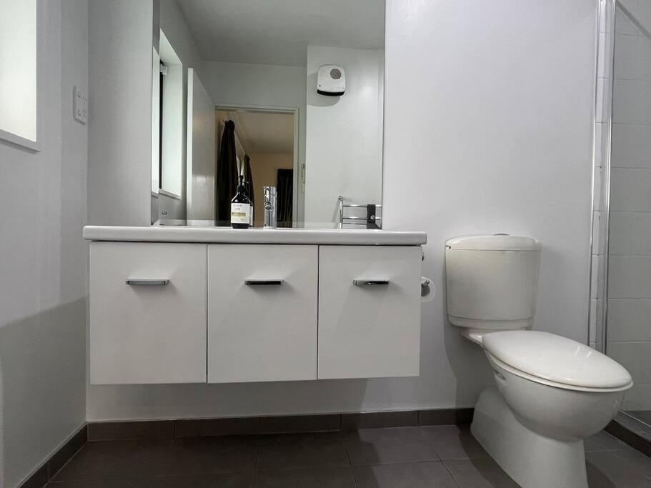 Spacious 4 Bed Family * Christchurch