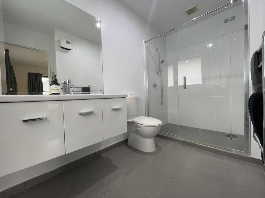 Spacious 4 Bed Family Holiday home *