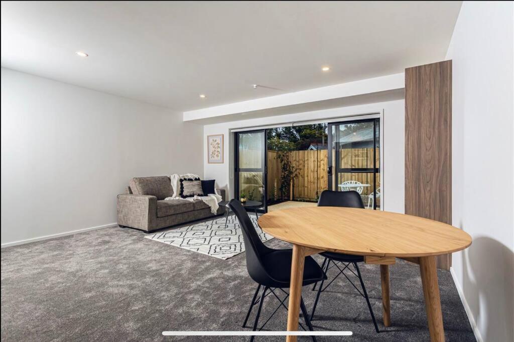 Apartment Centre Close To Hagley Park *