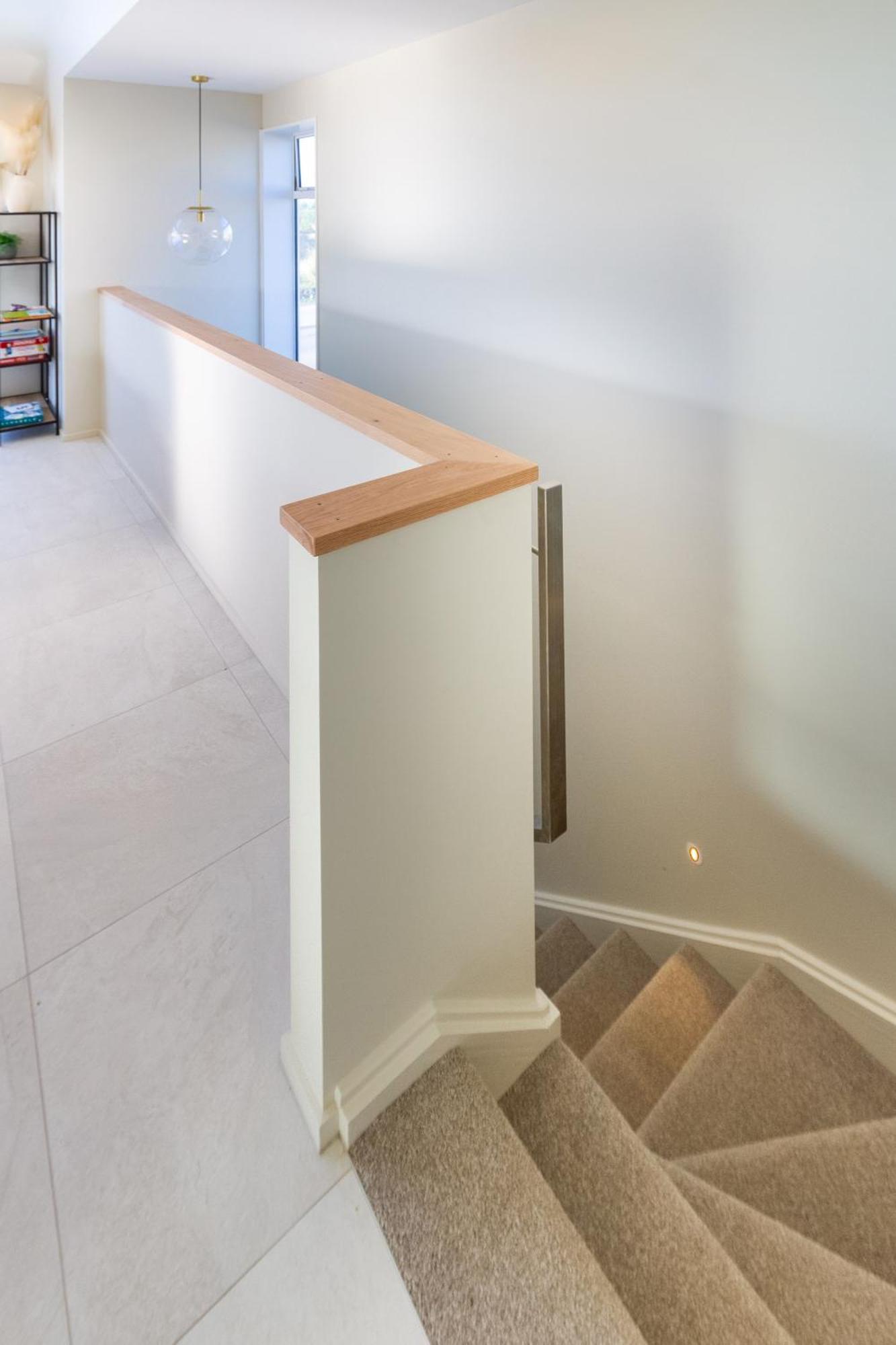 Luxury Beachside Living Elegant 3-bedroom Haven Apartment Christchurch