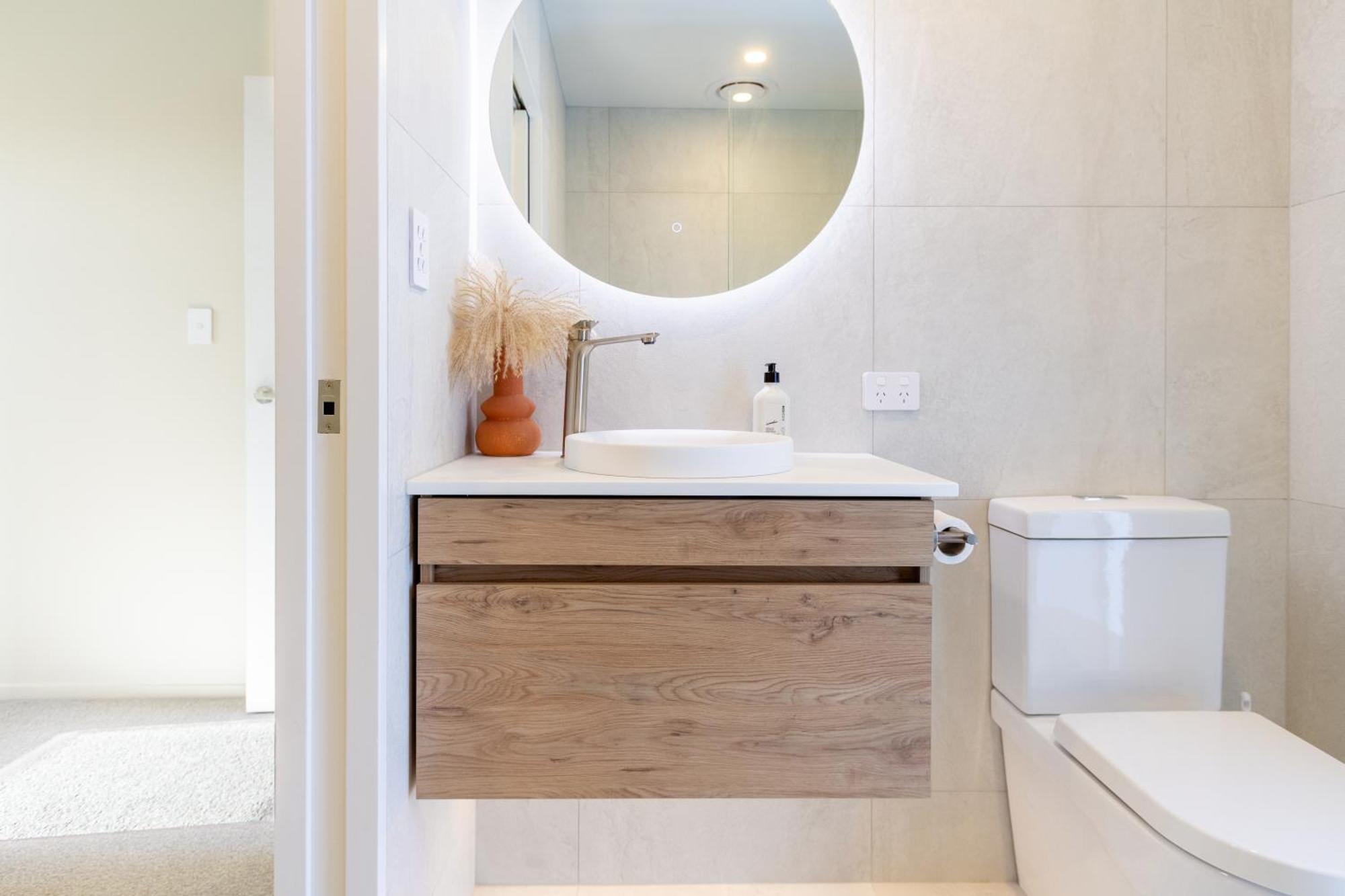 Apartment Luxury Beachside Living Elegant 3-bedroom Haven Christchurch