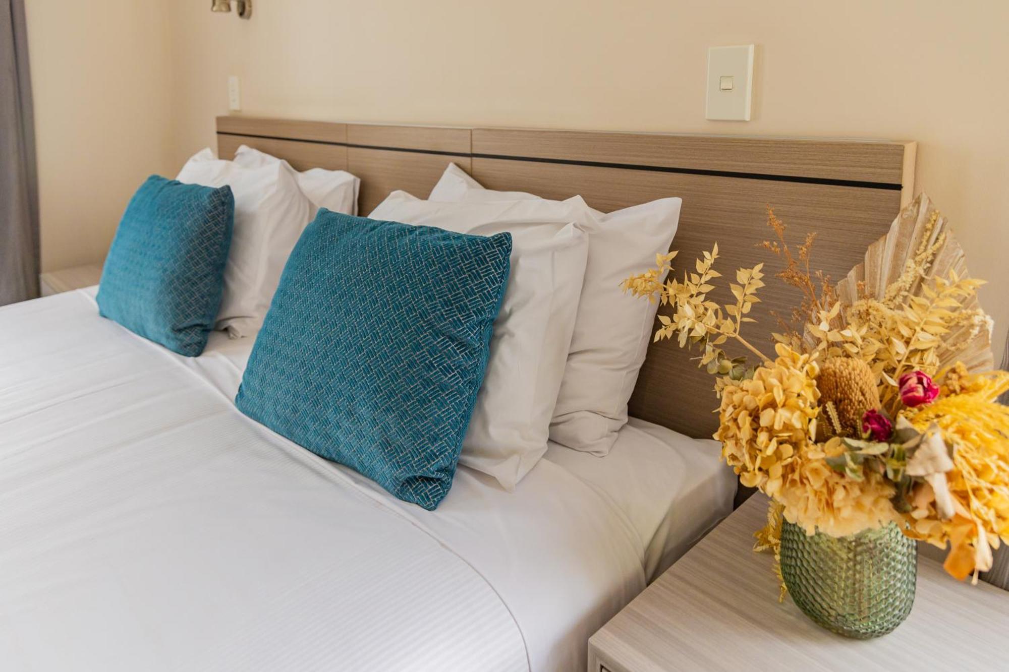 Quest Cathedral Junction Serviced 4*