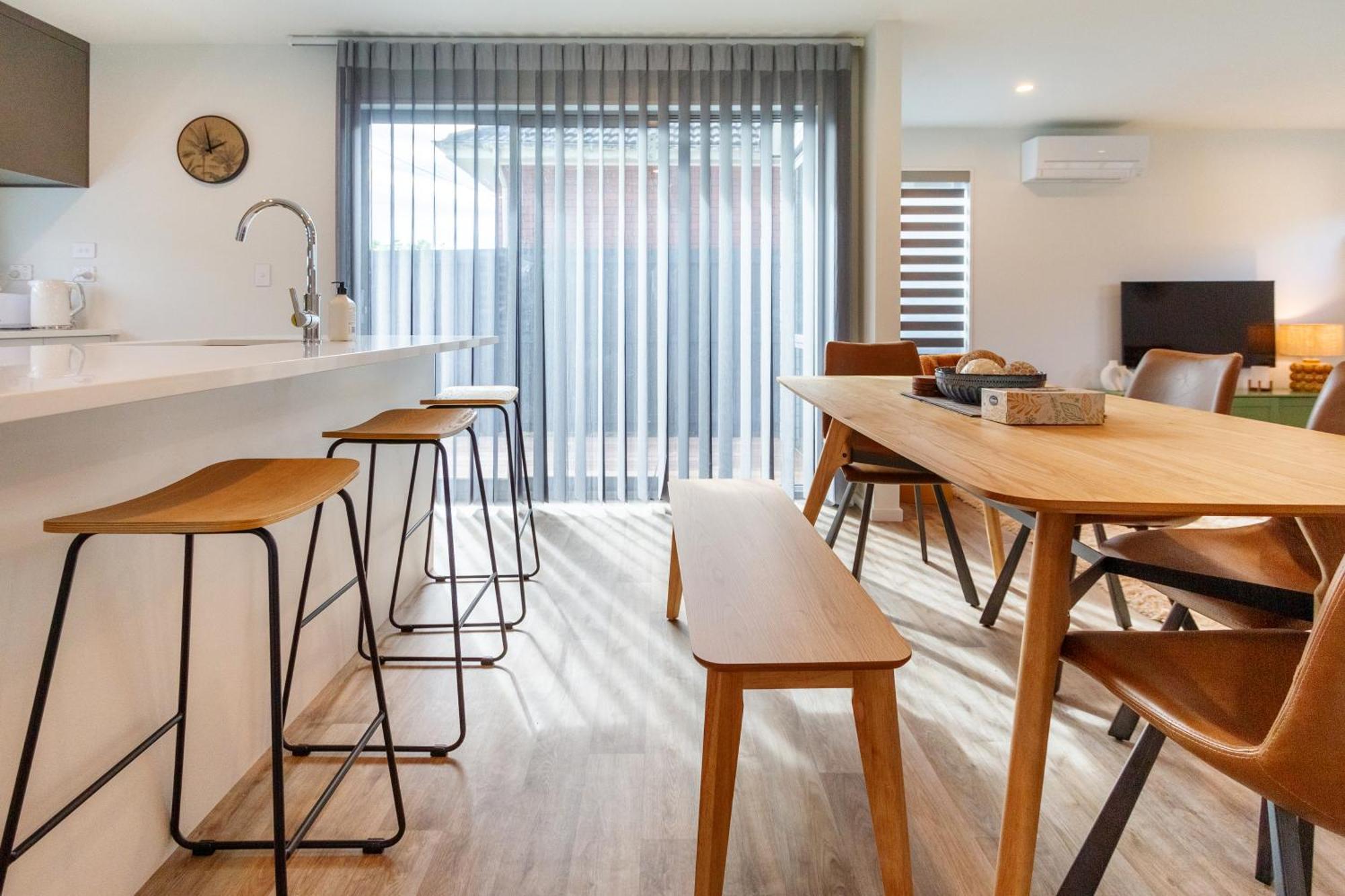 Apartment Spacious Near Avon River With Carpark *