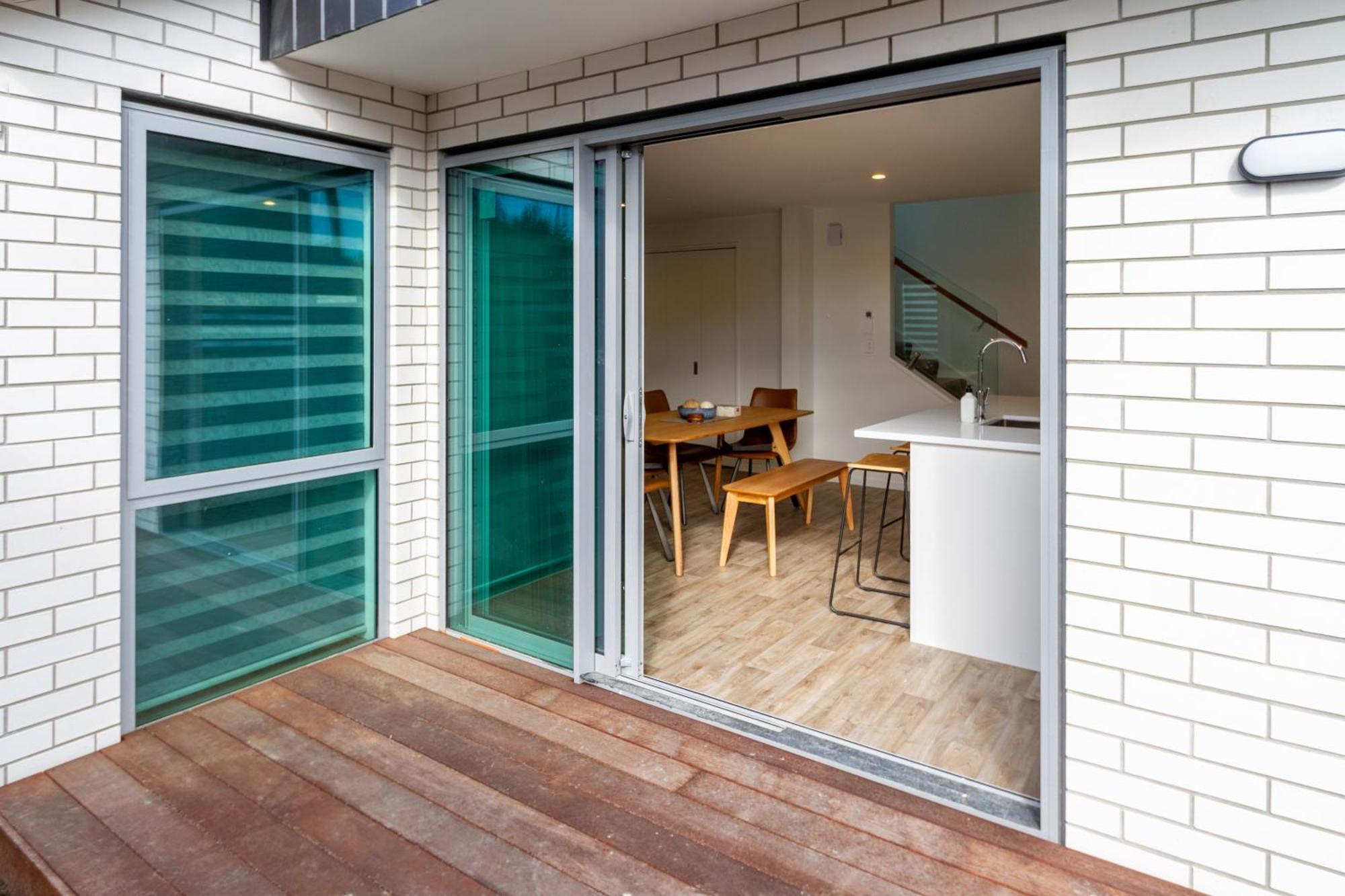Spacious Near Avon River With Carpark * Christchurch