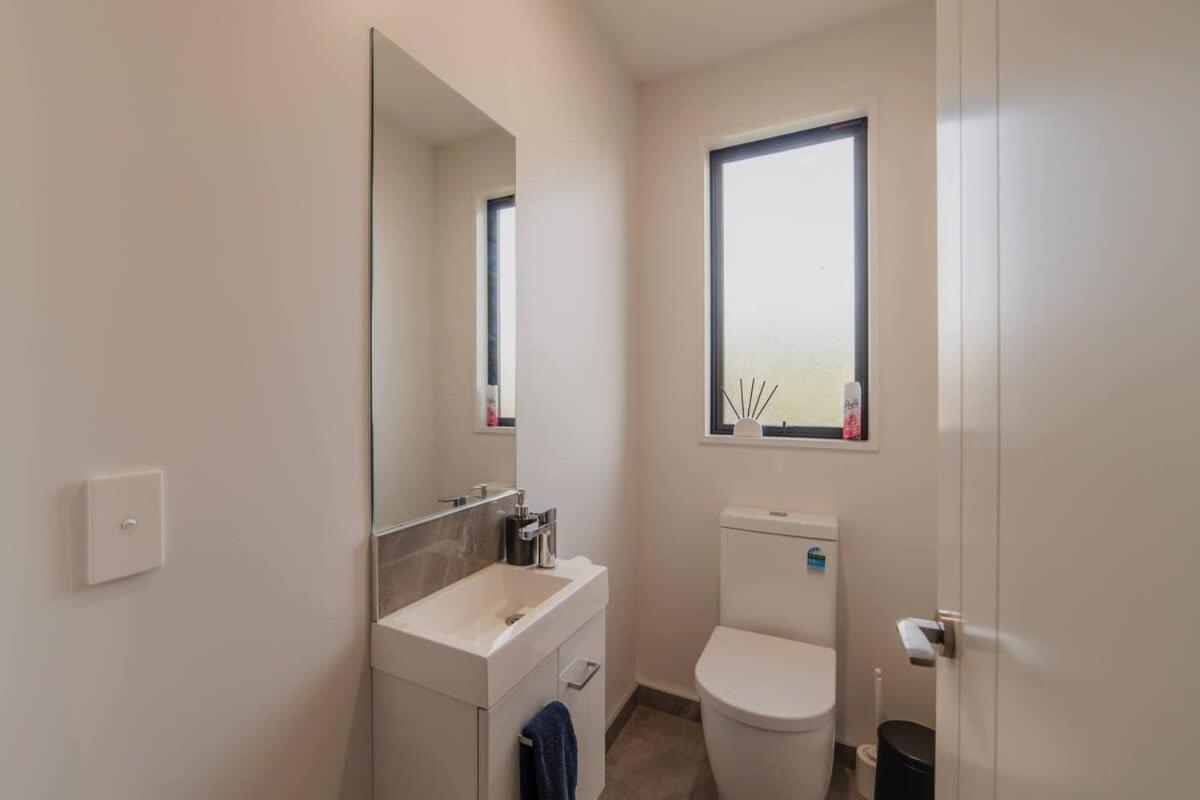 Holiday home Zenith Escapes Your Quintessential 4br Haven *
