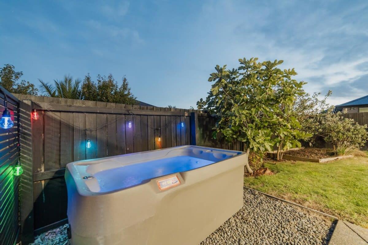 Holiday home Zenith Escapes Your Quintessential 4br Haven