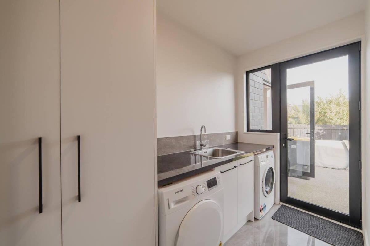 Holiday home Zenith Escapes Your Quintessential 4br Haven *