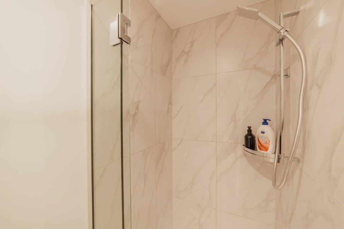 Holiday home Madhouse Comfort - 2-br Haven On Tuam Street *