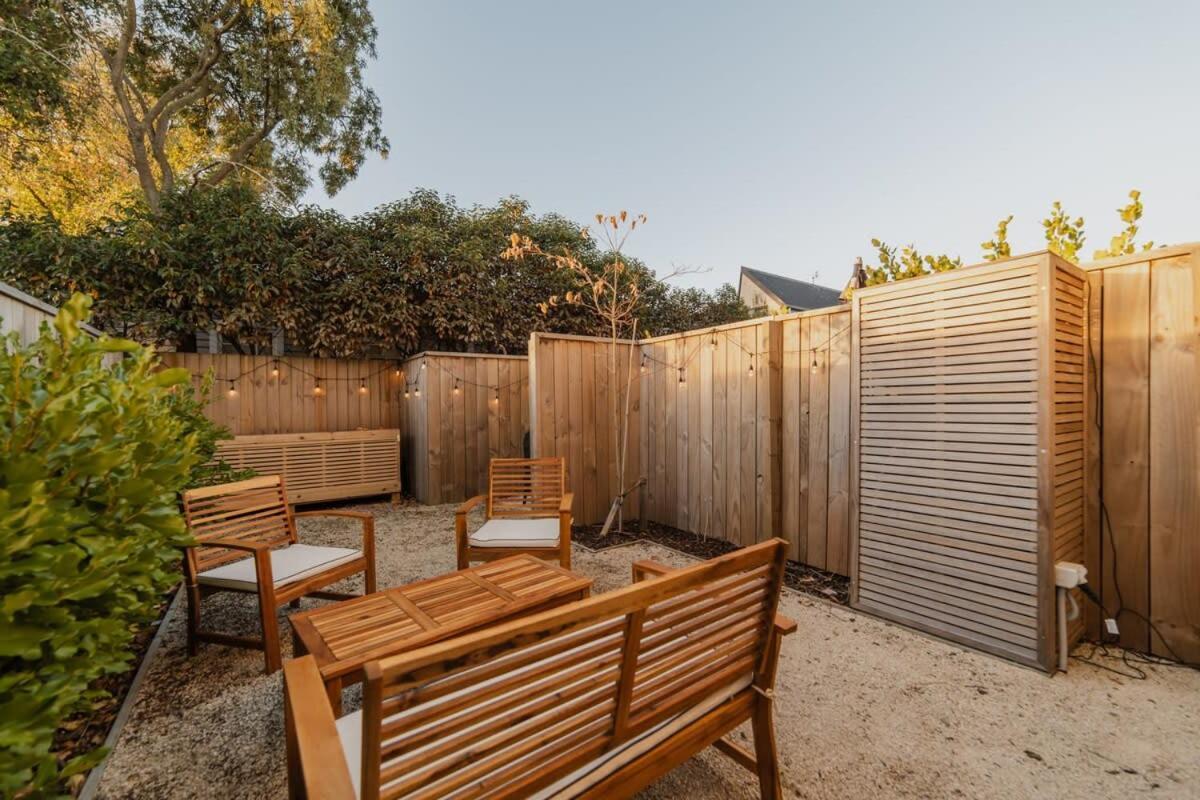 The Riccarton Niche - Sleek 2-bedroom Urban Pad Holiday home