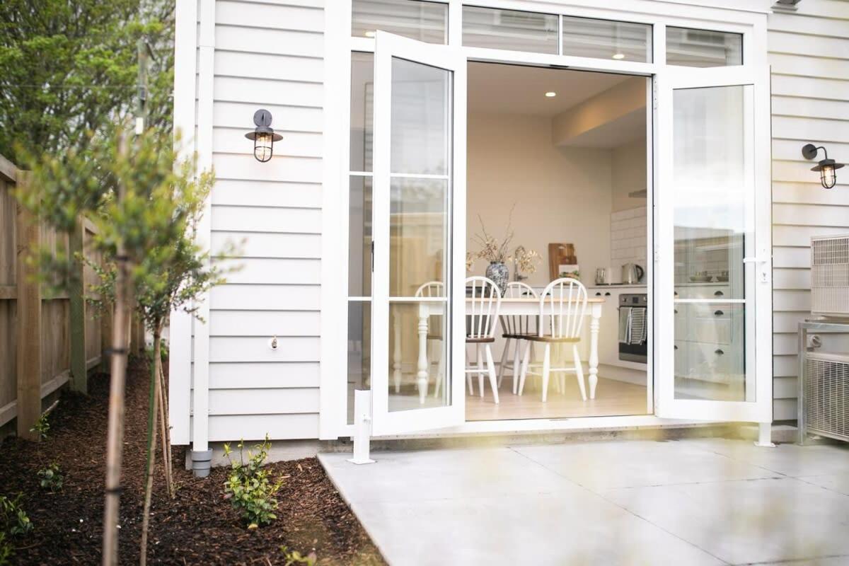Parkside Heritage Retreat 3-bedroom Terrace Charm * Christchurch