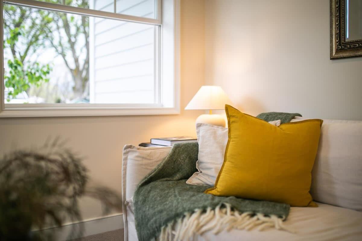 Parkside Heritage Retreat 3-bedroom Terrace Charm Christchurch