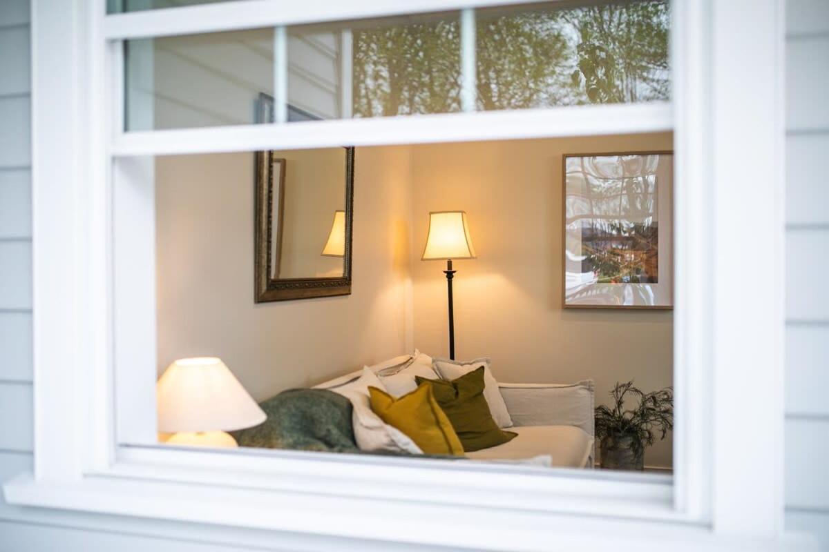 Parkside Heritage Retreat 3-bedroom Terrace Charm Holiday home *