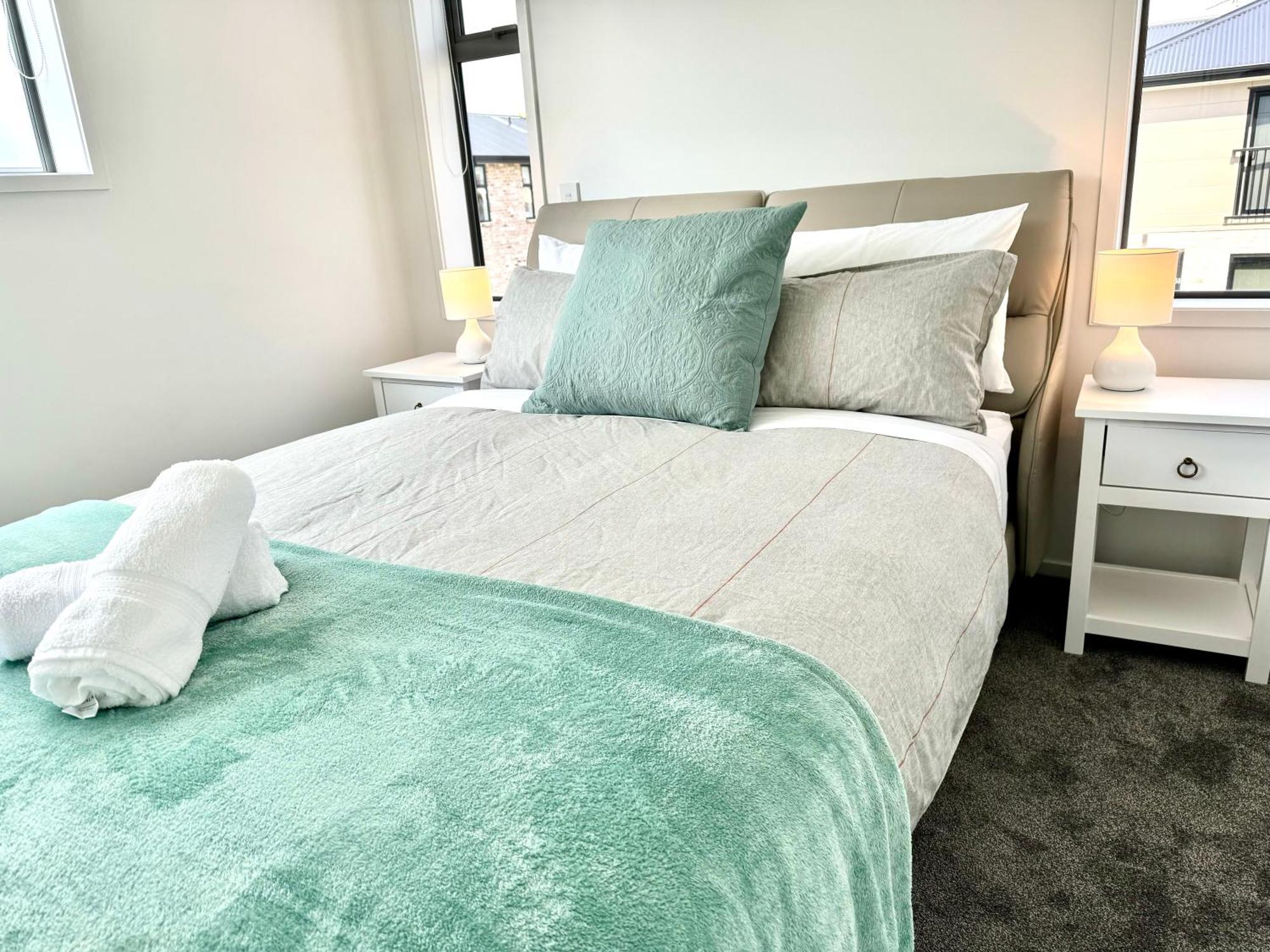 Apartment Riccarton 2bdr2btr Townhouse Free Carpark Fast Wifi