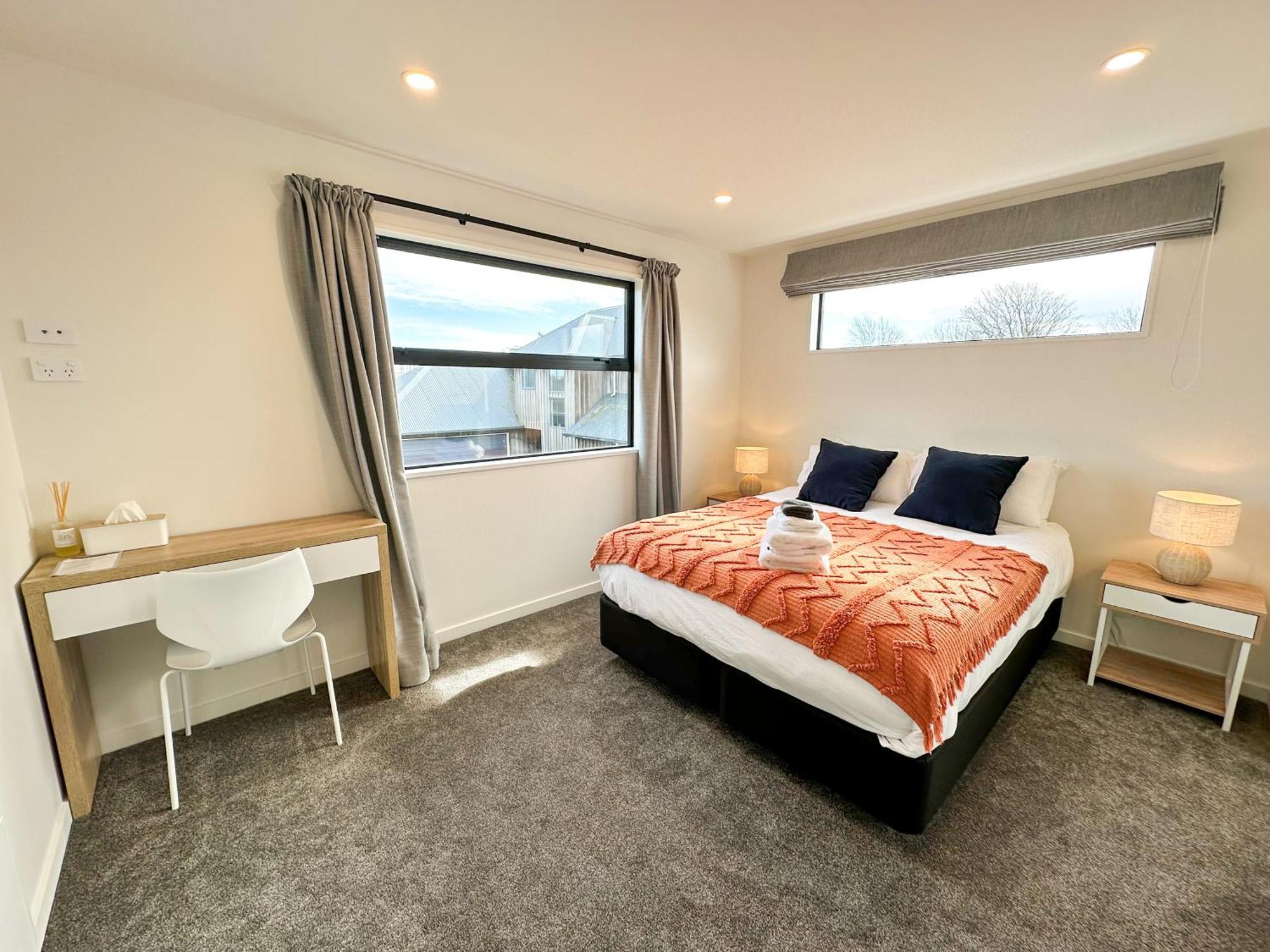 Cosy Modern - New Build In Holiday home *