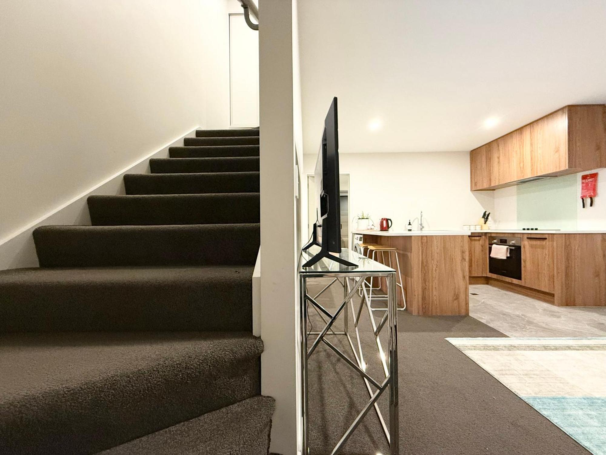 Apartment 3brm 3 Bathroom Townhouse Free Car Park
