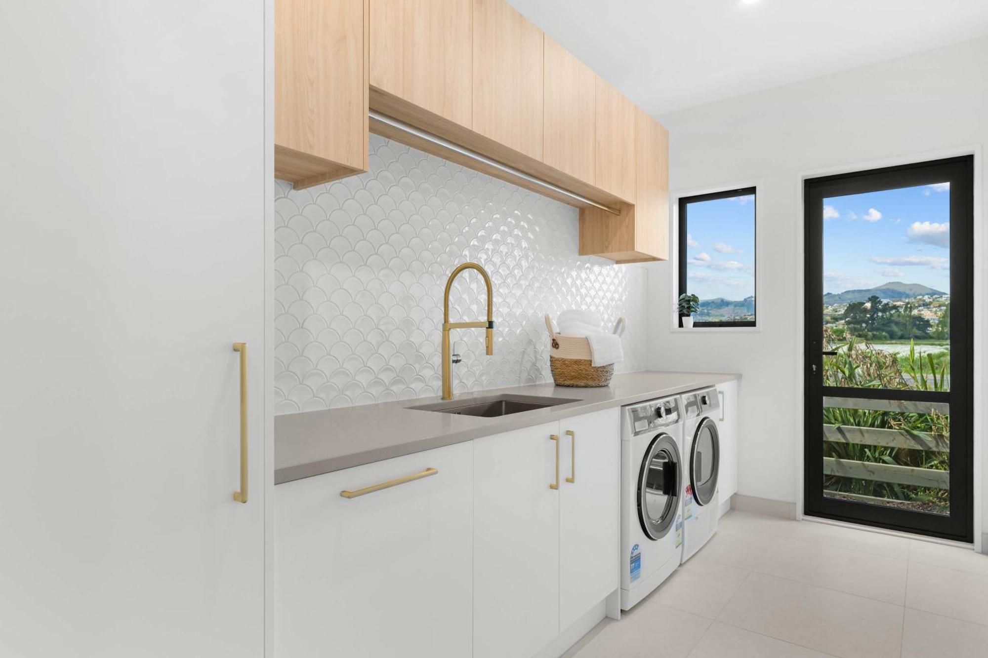 5-bed Luxury Living At It's Finest That Sleeps 10