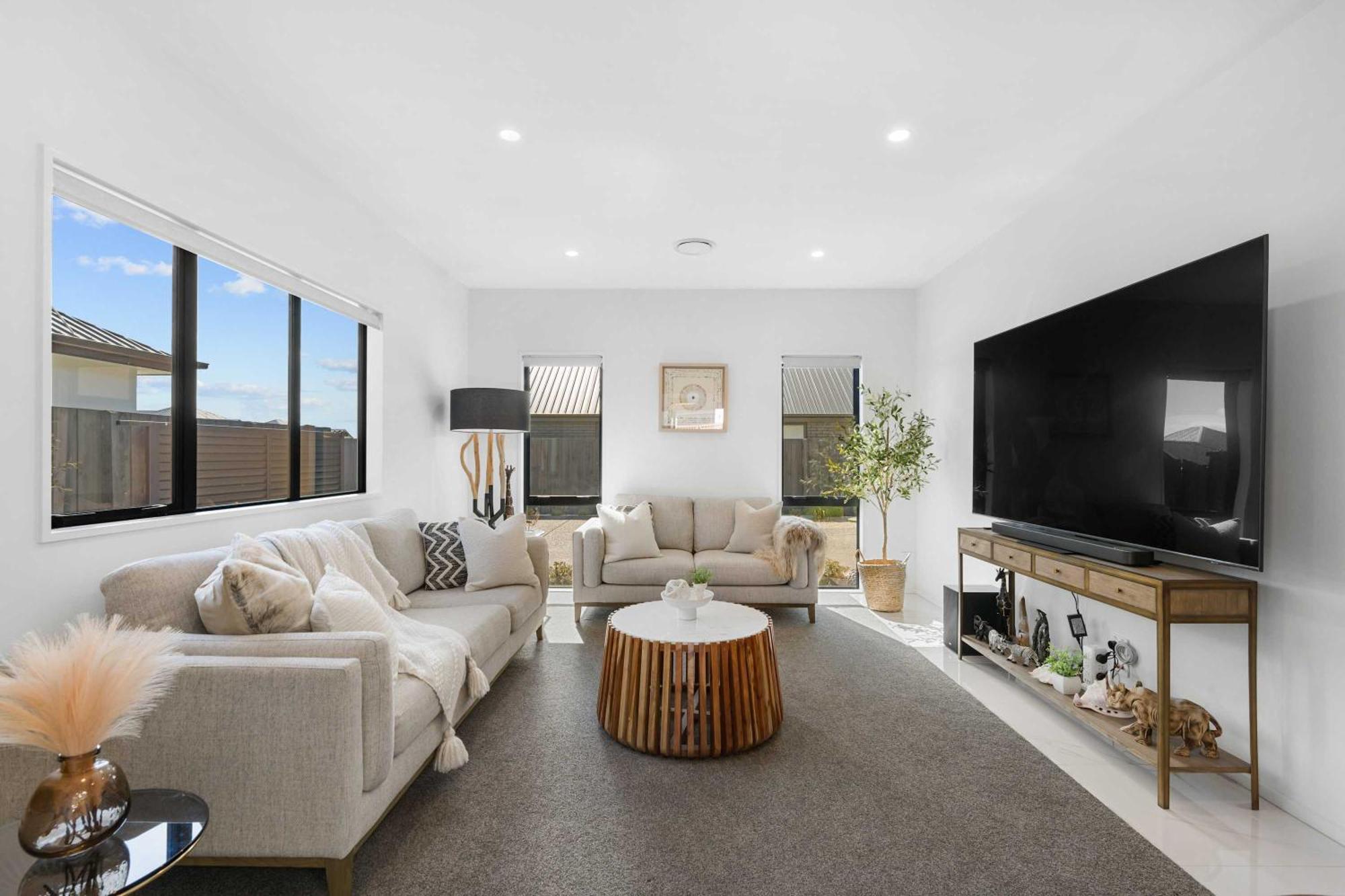 5-bed Luxury Living At It's Finest That Sleeps 10 * Christchurch