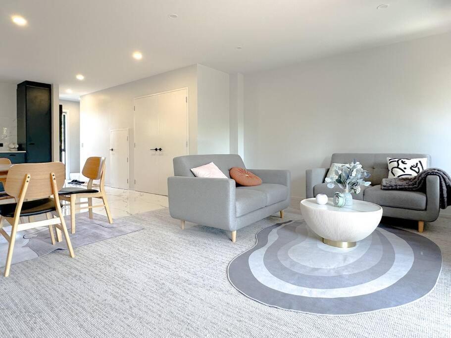 Cosy 3br Close To Uc Holiday home *