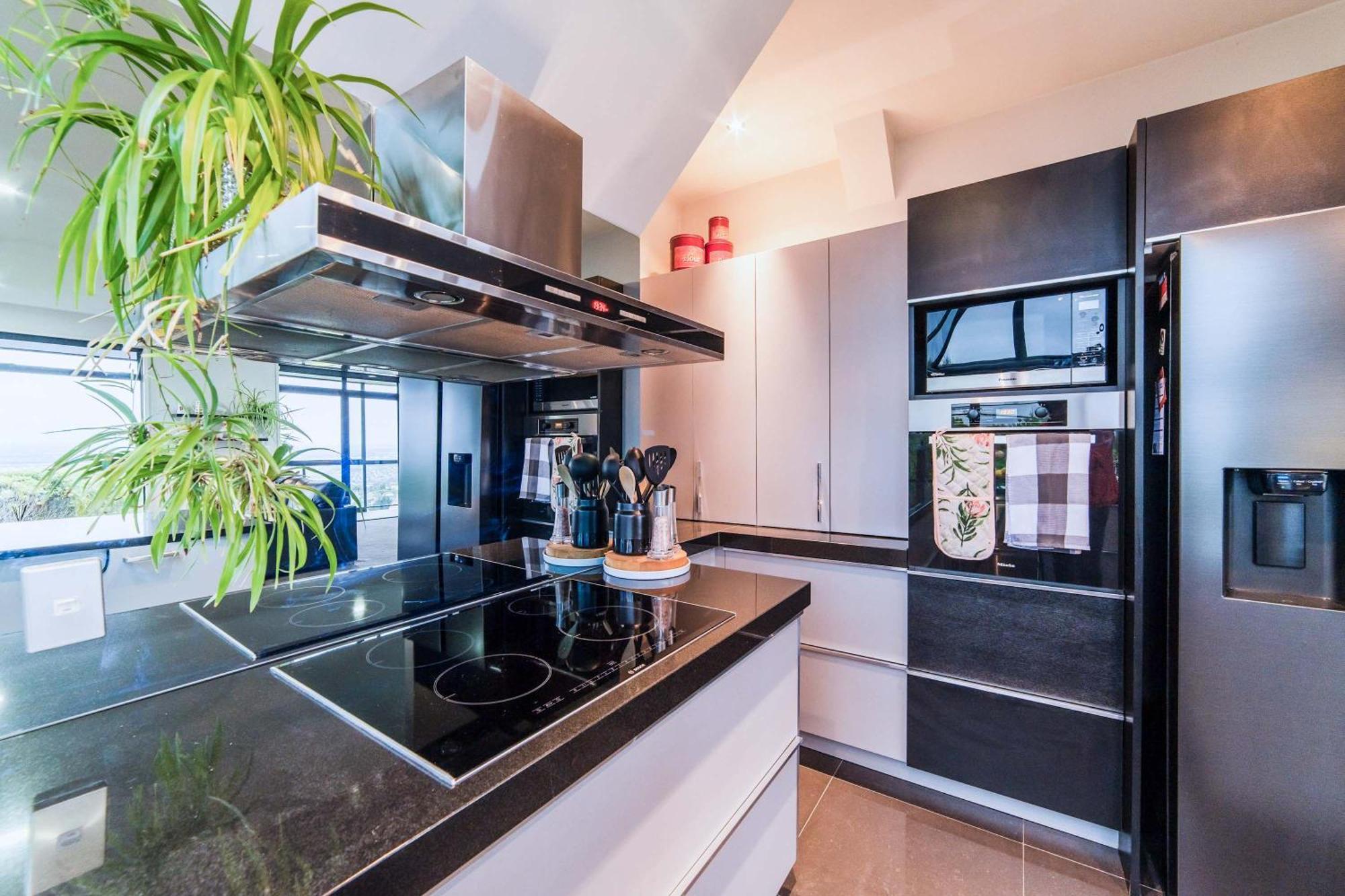 Million Dollar Views - Sleeps 12