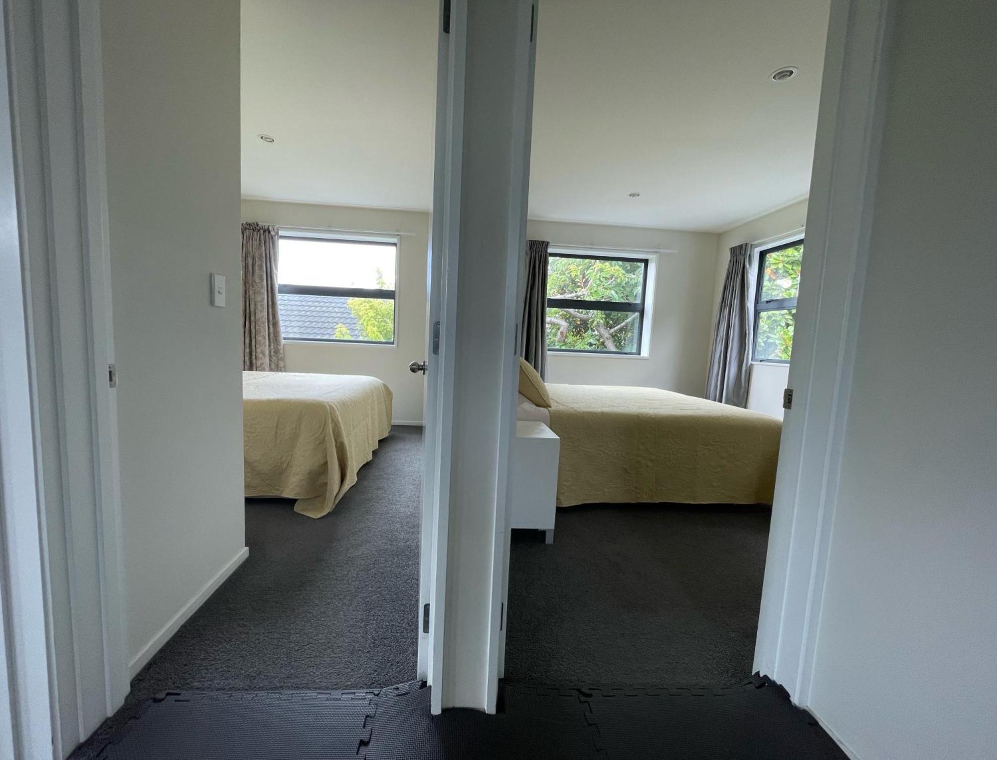 Quiet, New, Sunny Cnzhouse On Upstairs Near Cbd
