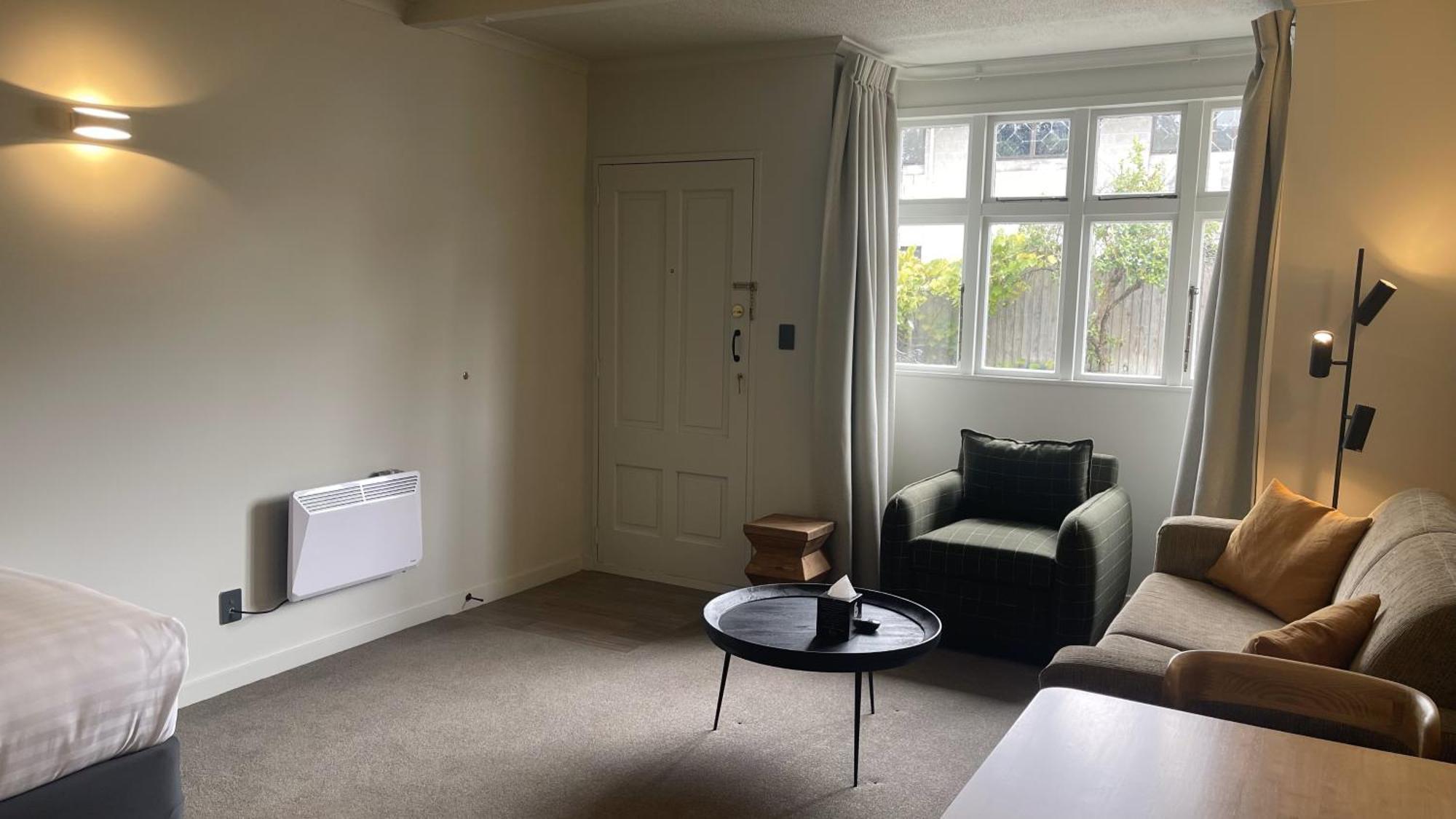 The Elmwood * Christchurch