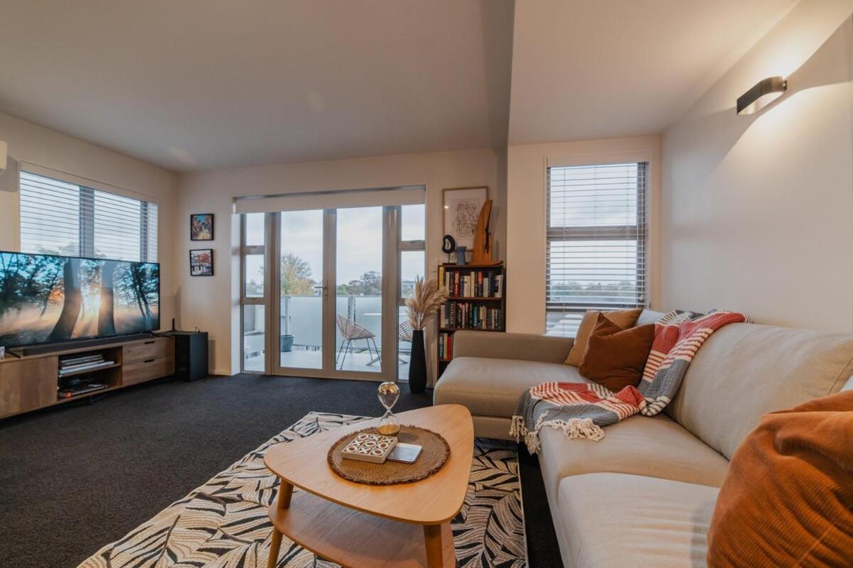 Modern Apartment