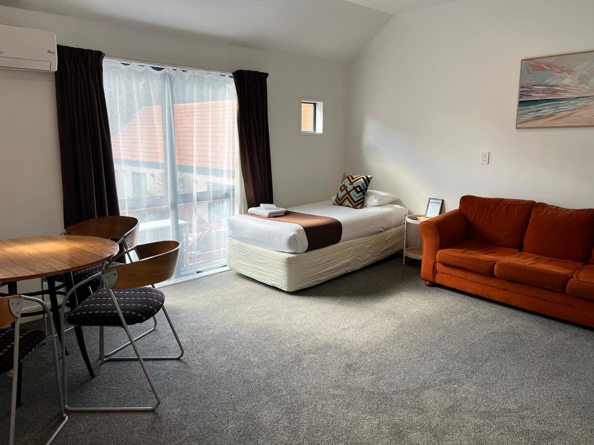 Bush Court 4* Christchurch