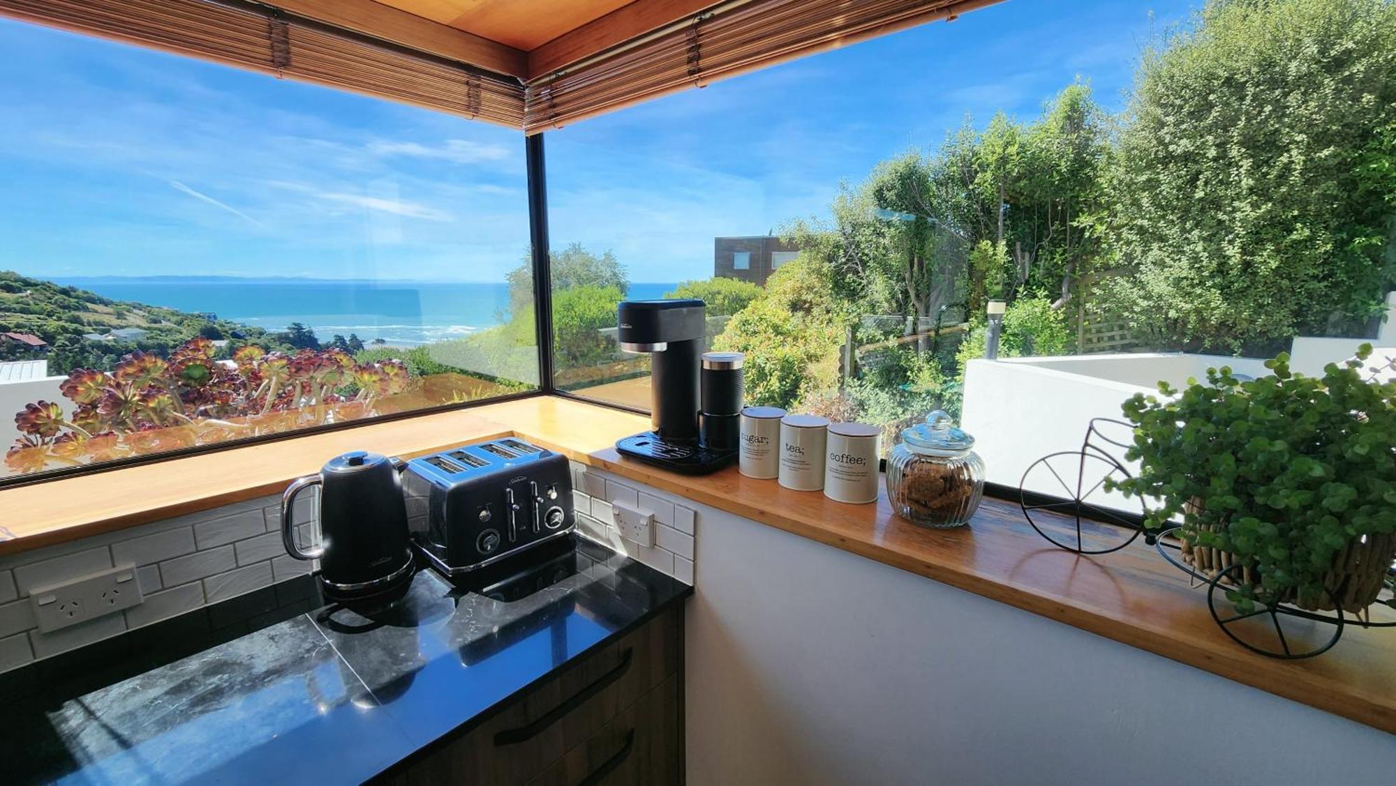 Oceanview Luxury 3brm Family Retreat *