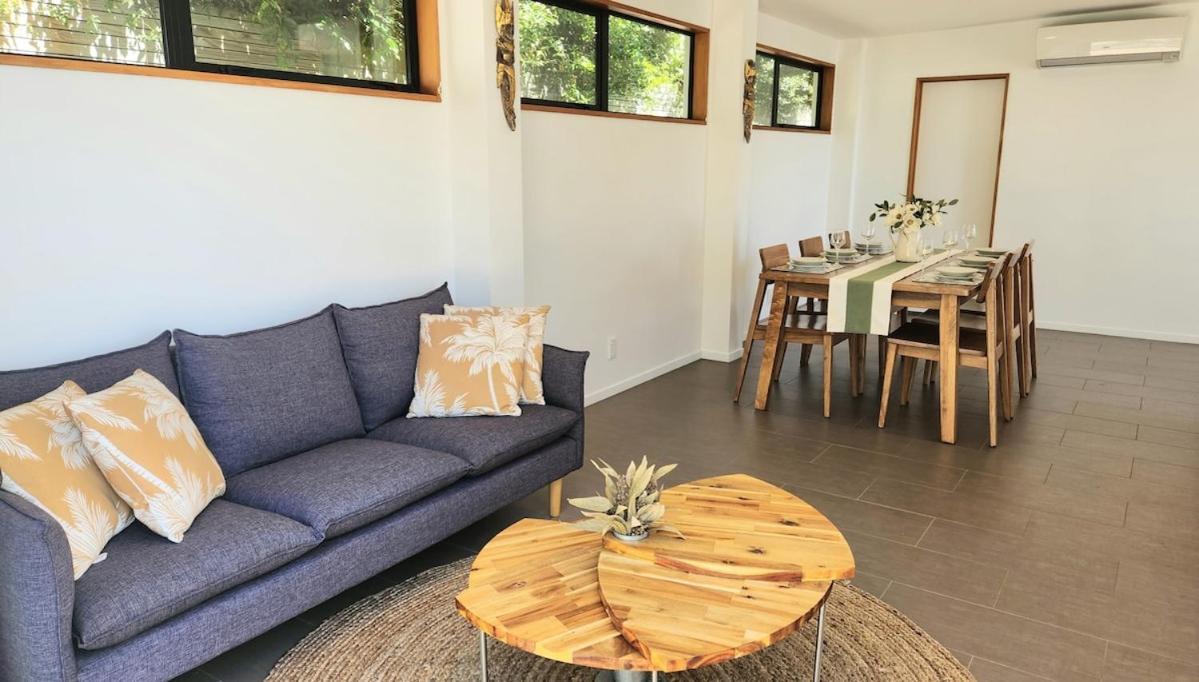 Oceanview Luxury 3brm Family Retreat Holiday home Christchurch