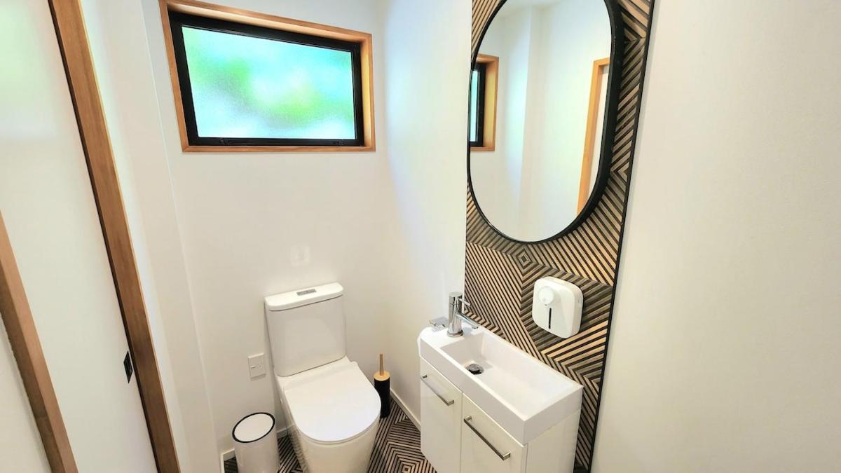 Oceanview Luxury 3brm Family Retreat Christchurch