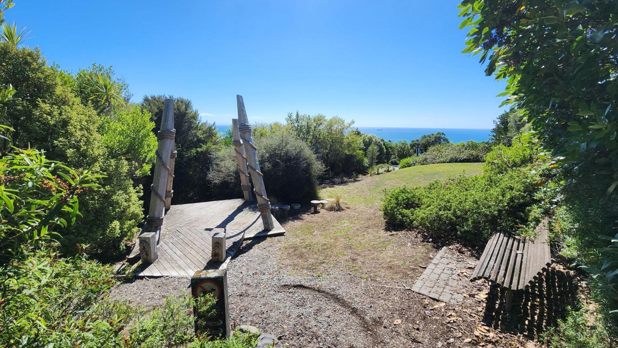Oceanview Luxury 3brm Family Retreat