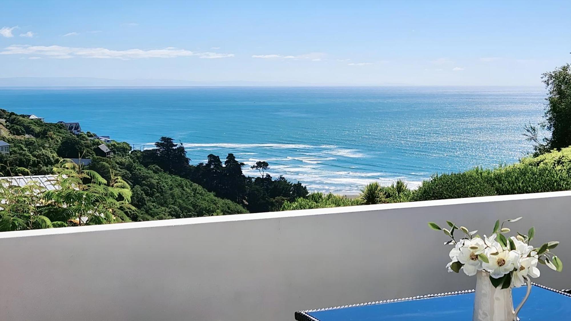 Oceanview Luxury 3brm Family Retreat Holiday home *