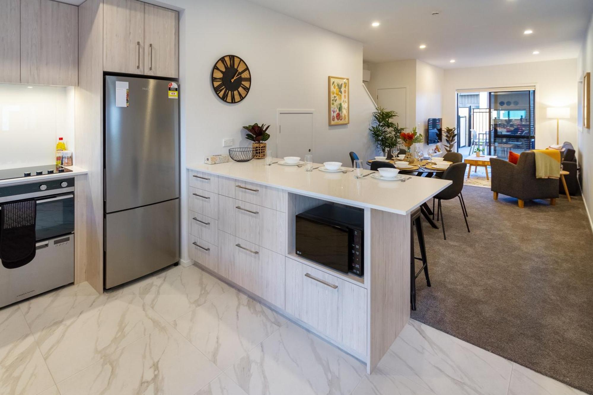 Tuam Street Delight 4 Bed 4 Bath * Christchurch