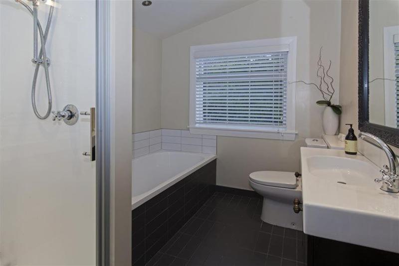 Cashmere Boutique Abode - Whole House * Christchurch
