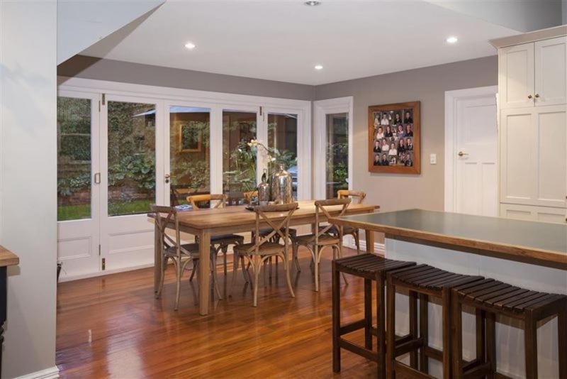 Cashmere Boutique Abode - Whole House