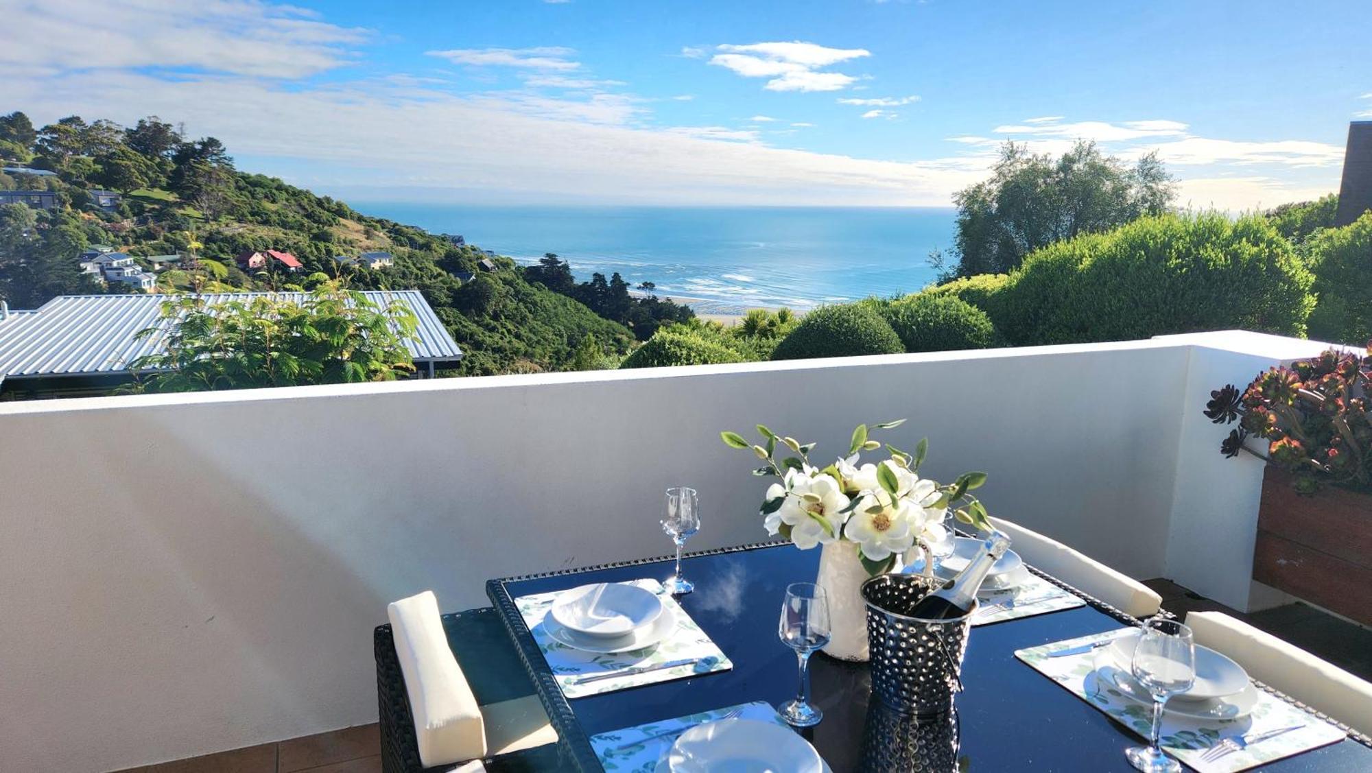 Oceanview Luxury 3brm Family Retreat Christchurch